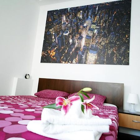 Luxury Apartament Apartment Bucharest Luaran gambar