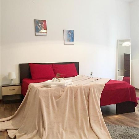 Luxury Apartament Apartment Bucharest Luaran gambar