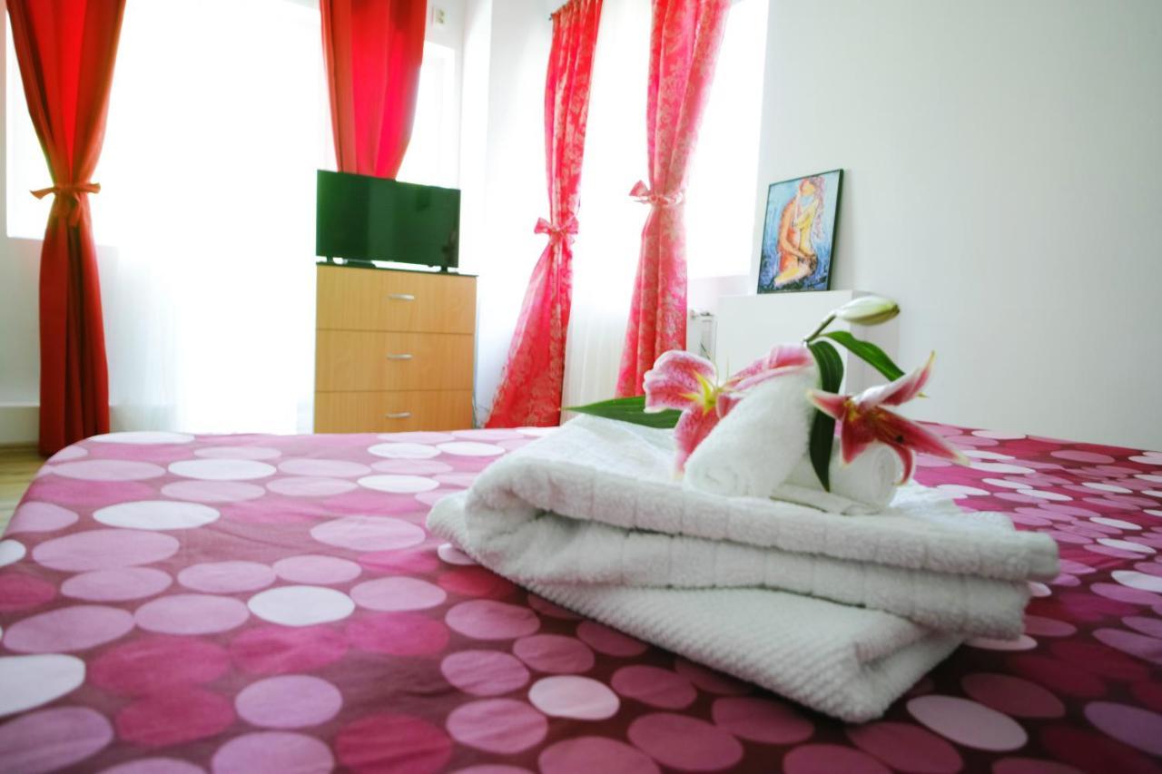Luxury Apartament Apartment Bucharest Luaran gambar